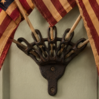 🔥Last Day Promo: 49% OFF - Five Tea-Stained Flags In A Rustic Cast Iron Wall Display
